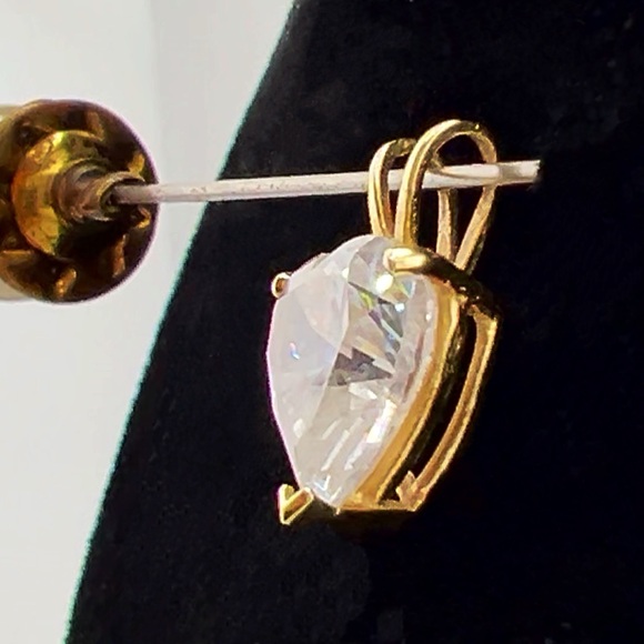 14K Yellow Gold CZ Solitaire Heart Cut Pendant - Picture 3 of 5